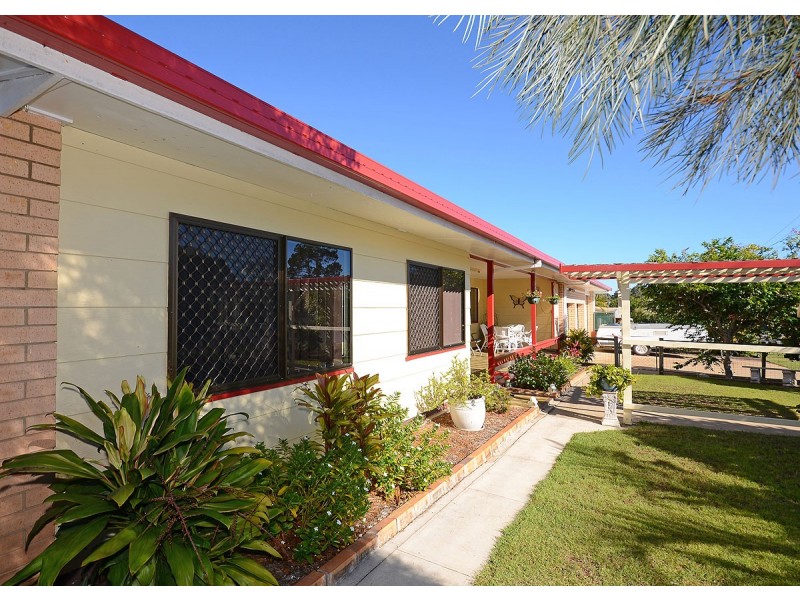 33 Miller Street, Urangan QLD 4655