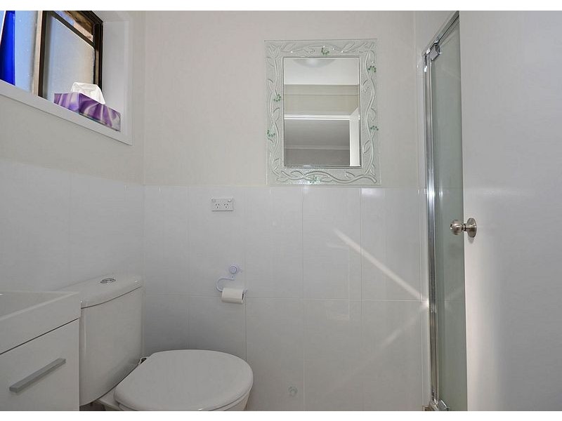 30 Prince Street, Urangan QLD 4655