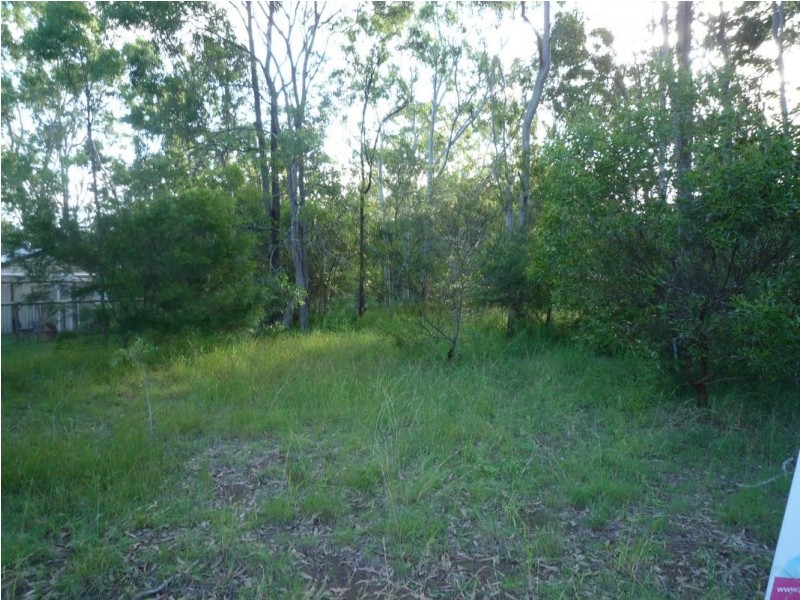 6 Cumberland Crt, Point Vernon QLD 4655