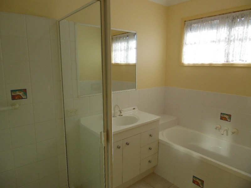 3 Johnston Boulevard, Urraween QLD 4655