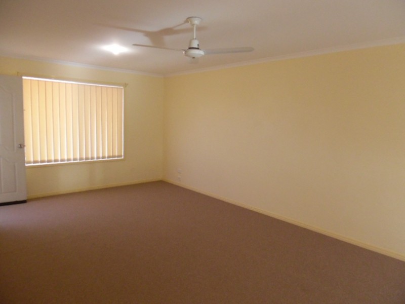 3 Johnston Boulevard, Urraween QLD 4655