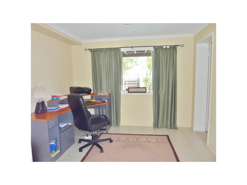 5 White Street, Point Vernon QLD 4655