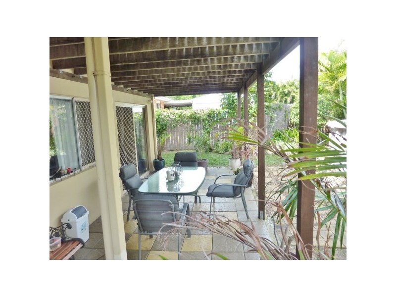 5 White Street, Point Vernon QLD 4655