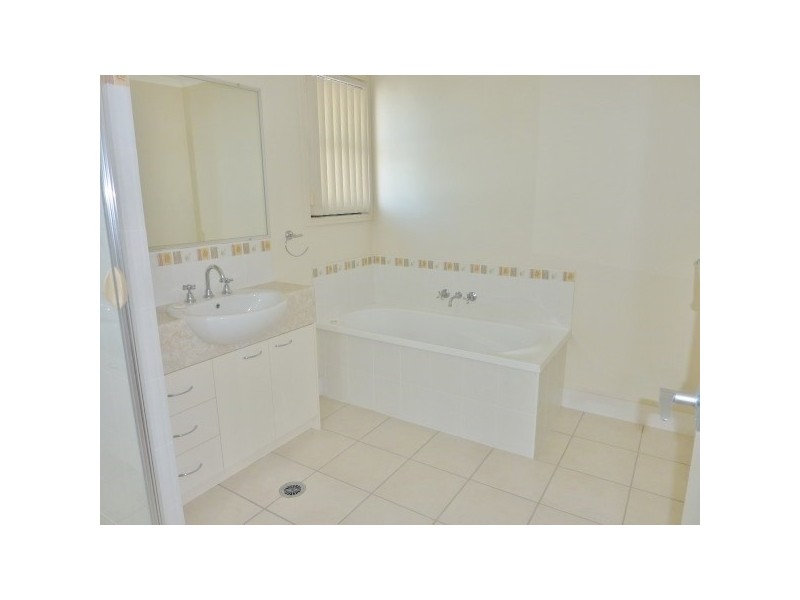 35-34 Elizabeth street, Urangan QLD 4655