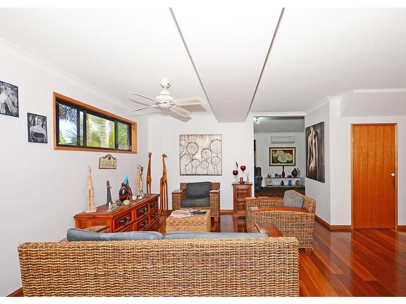 26 Flora Court, Dundowran Beach QLD 4655