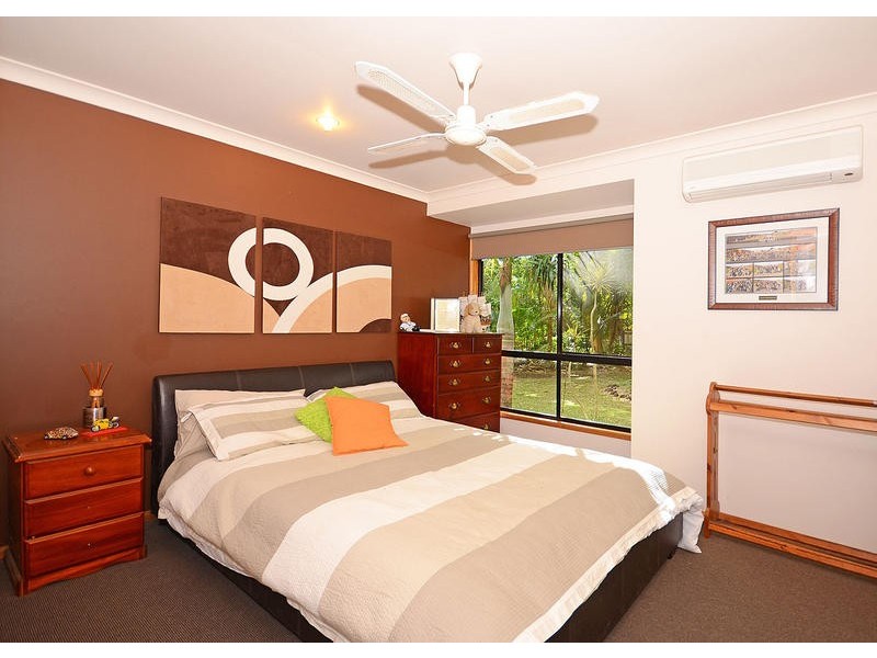 26 Flora Court, Dundowran Beach QLD 4655