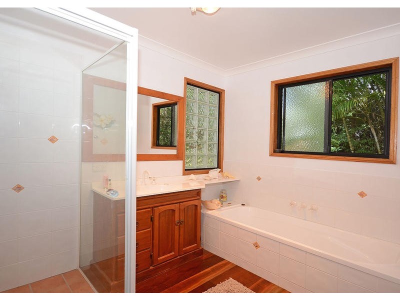 26 Flora Court, Dundowran Beach QLD 4655