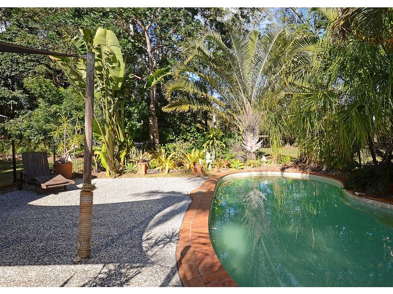 26 Flora Court, Dundowran Beach QLD 4655
