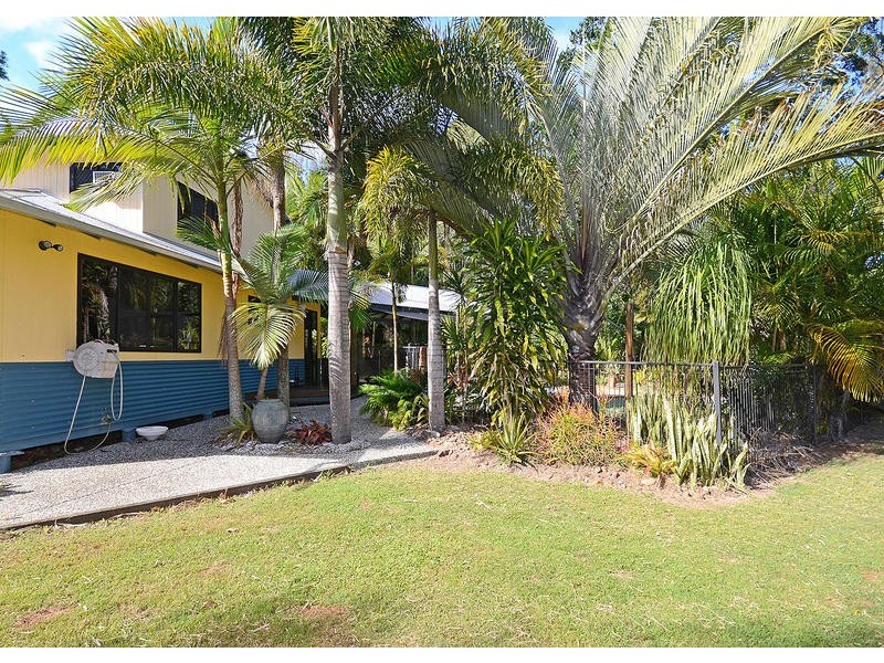26 Flora Court, Dundowran Beach QLD 4655