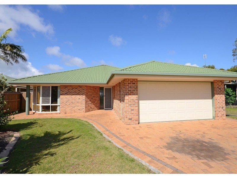 59 Ladbroke Crescent, Urangan QLD 4655