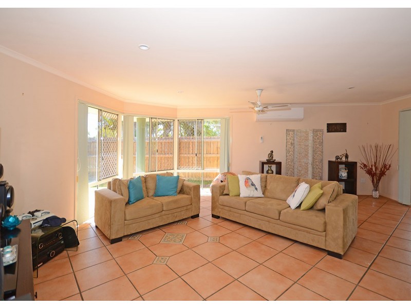 59 Ladbroke Crescent, Urangan QLD 4655