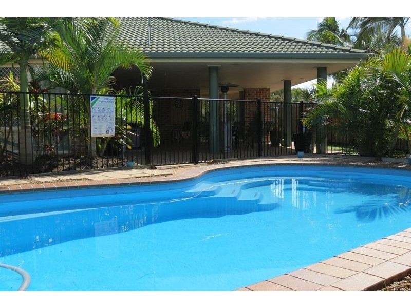 59 Ladbroke Crescent, Urangan QLD 4655