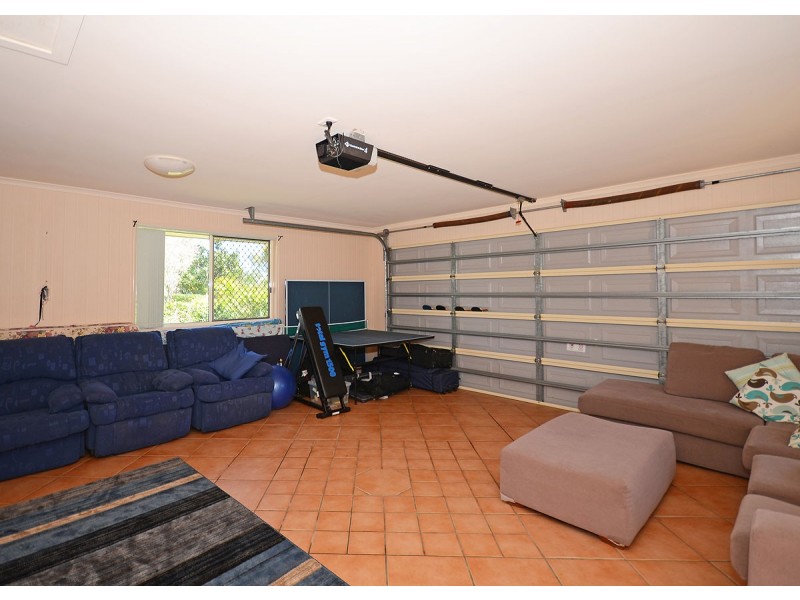 59 Ladbroke Crescent, Urangan QLD 4655