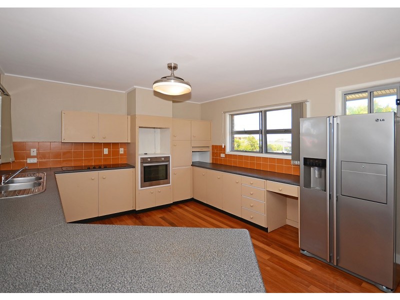 181 Long street, Point Vernon QLD 4655