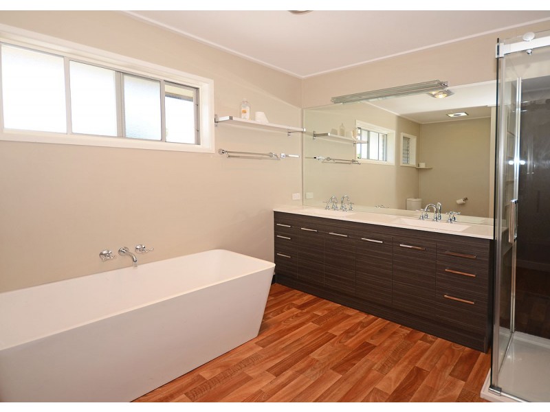 181 Long street, Point Vernon QLD 4655