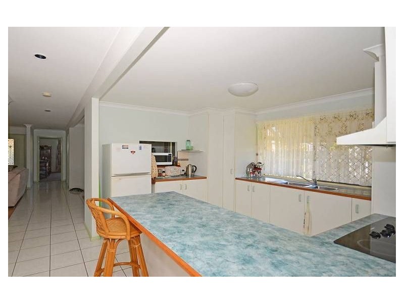 23 Cassandra Crescent, Urangan QLD 4655