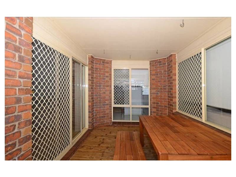 23 Cassandra Crescent, Urangan QLD 4655