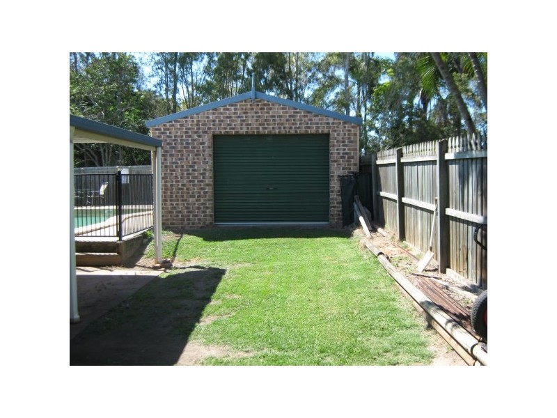 17 Whimbrel Grove, Eli Waters QLD 4655