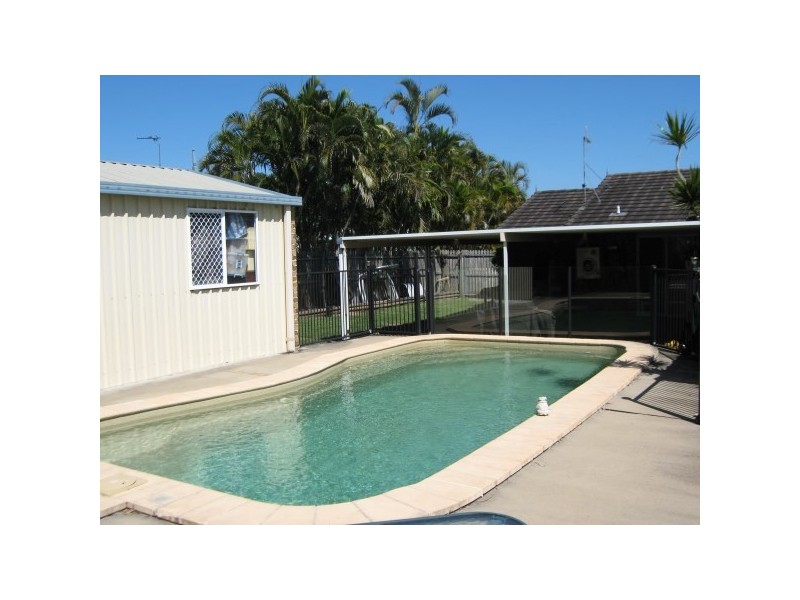 17 Whimbrel Grove, Eli Waters QLD 4655