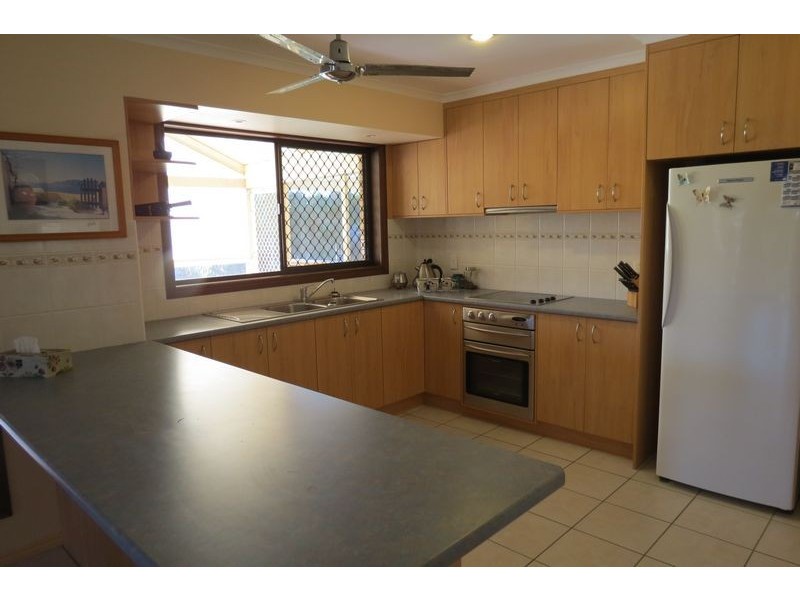 19 Nullor Street, Scarness QLD 4655