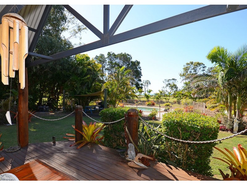 4 Meadow Drive, Dundowran Beach QLD 4655