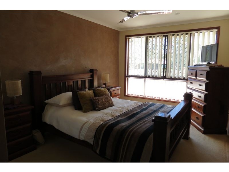 116 Hammond Street, Urangan QLD 4655