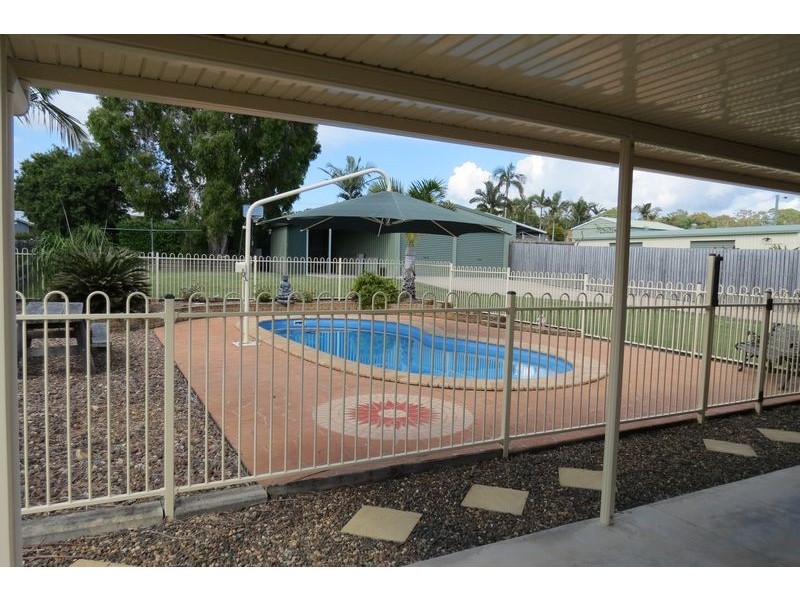 116 Hammond Street, Urangan QLD 4655