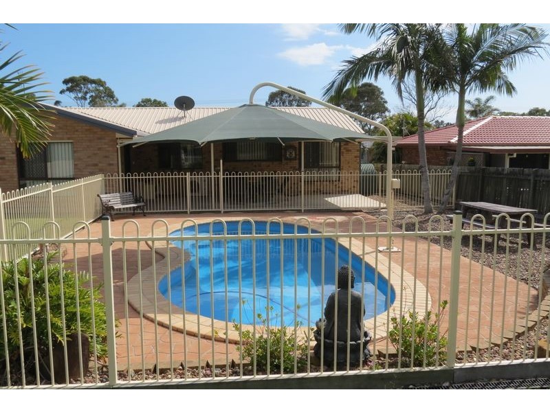 116 Hammond Street, Urangan QLD 4655