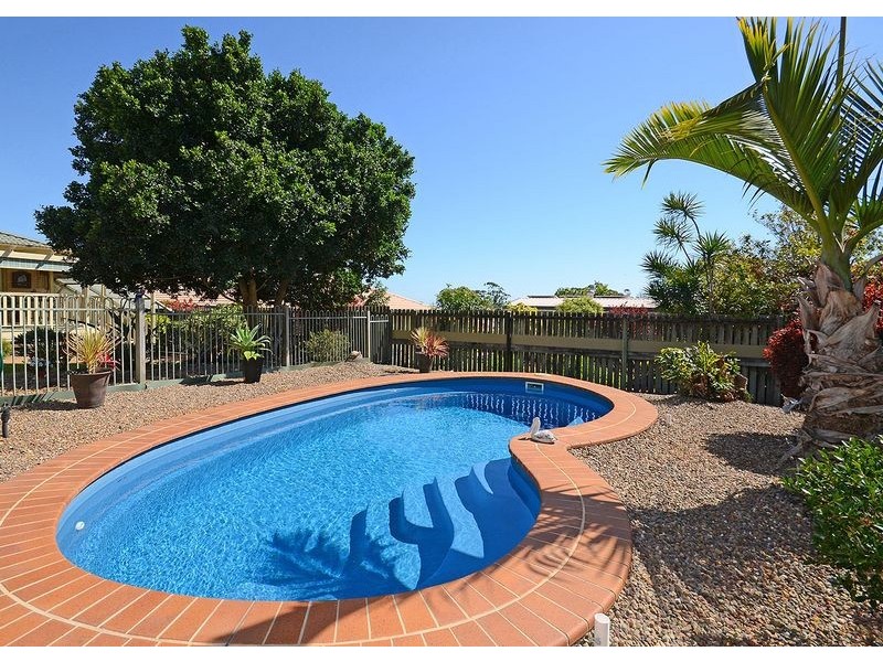 12 Neisler Court, Kawungan QLD 4655