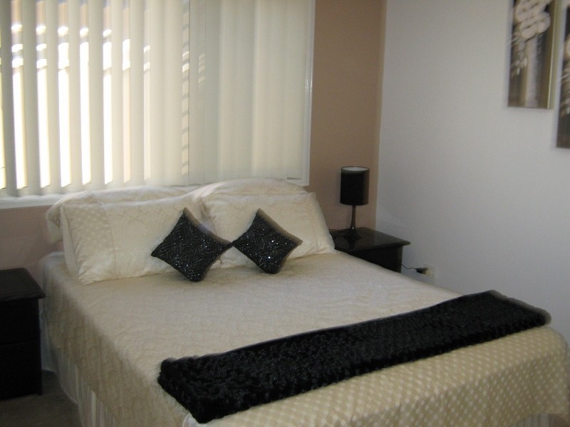 50 Earl St Vincent Circuit, Eli Waters QLD 4655