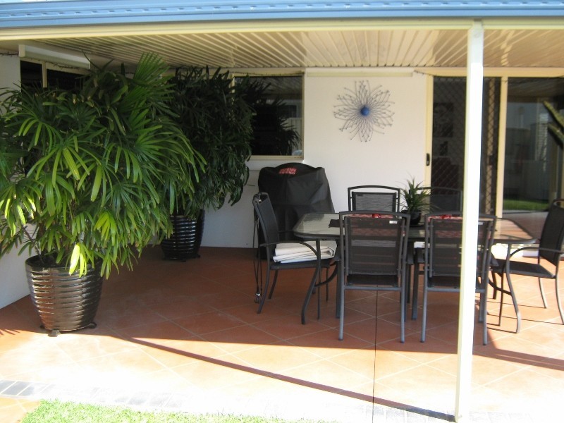 50 Earl St Vincent Circuit, Eli Waters QLD 4655