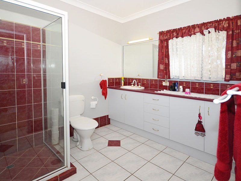 31 Finch Court, Walligan QLD 4655