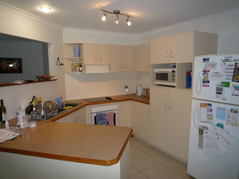 7 Marr Street, Point Vernon QLD 4655