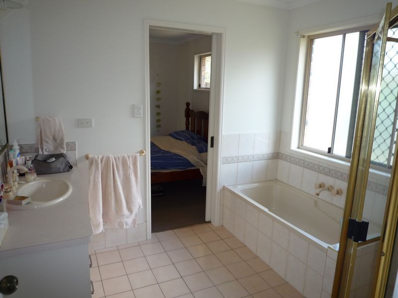 7 Marr Street, Point Vernon QLD 4655