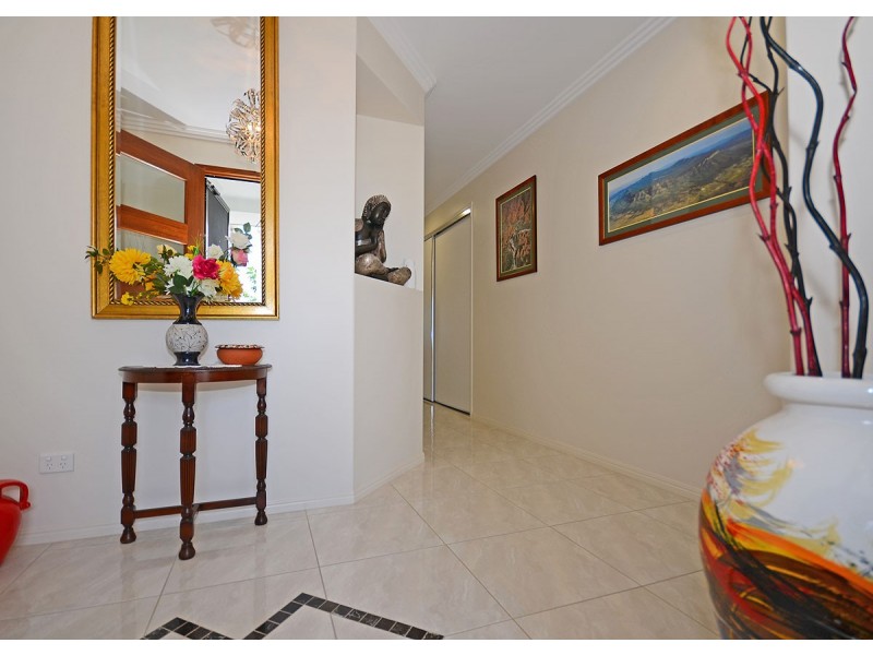 15 Satinwood Avenue, Urraween QLD 4655