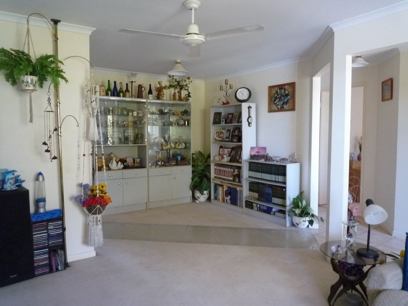 27 Chancellor Drive, Urraween QLD 4655