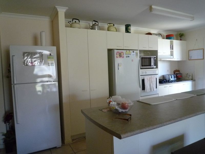 27 Chancellor Drive, Urraween QLD 4655