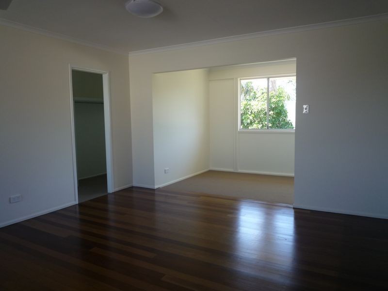 30 Pulgul Street, Urangan QLD 4655