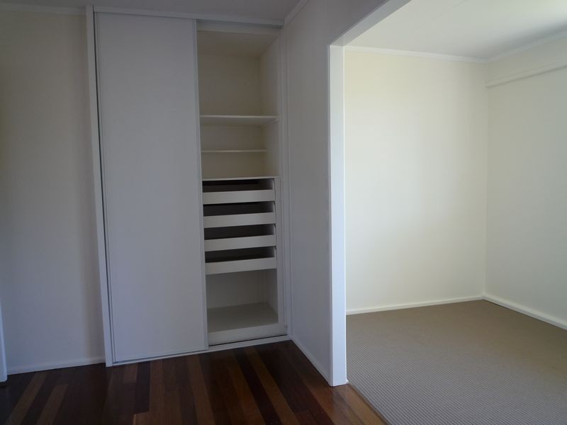 30 Pulgul Street, Urangan QLD 4655