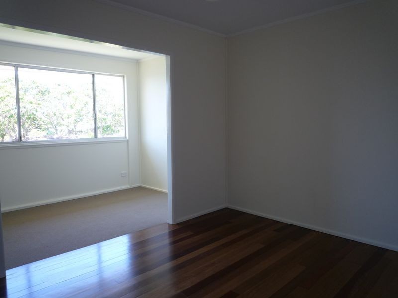 30 Pulgul Street, Urangan QLD 4655