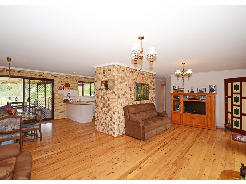 707 Torbanlea Road, Takura QLD 4655