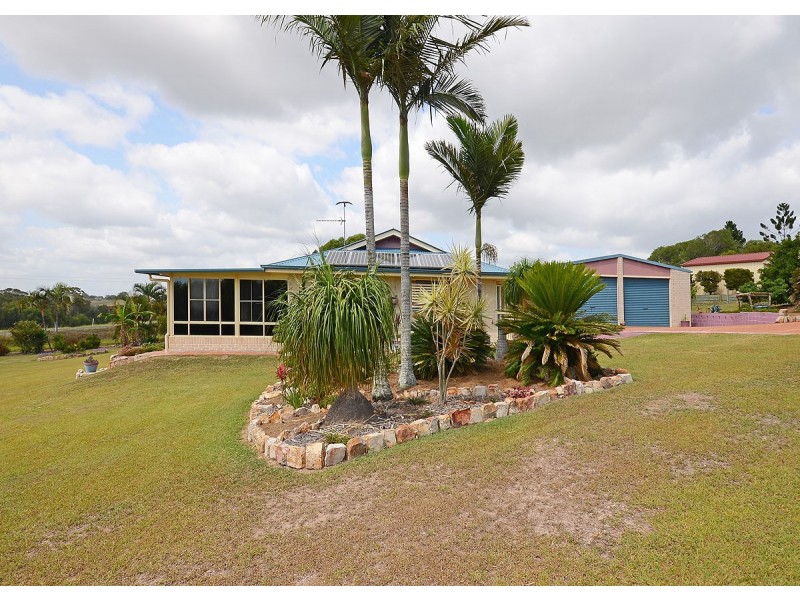 9-11 Kariss Drive, Dundowran Beach QLD 4655