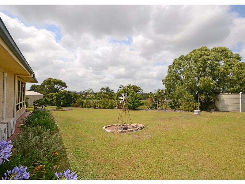 9-11 Kariss Drive, Dundowran Beach QLD 4655