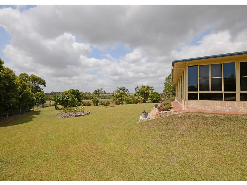 9-11 Kariss Drive, Dundowran Beach QLD 4655