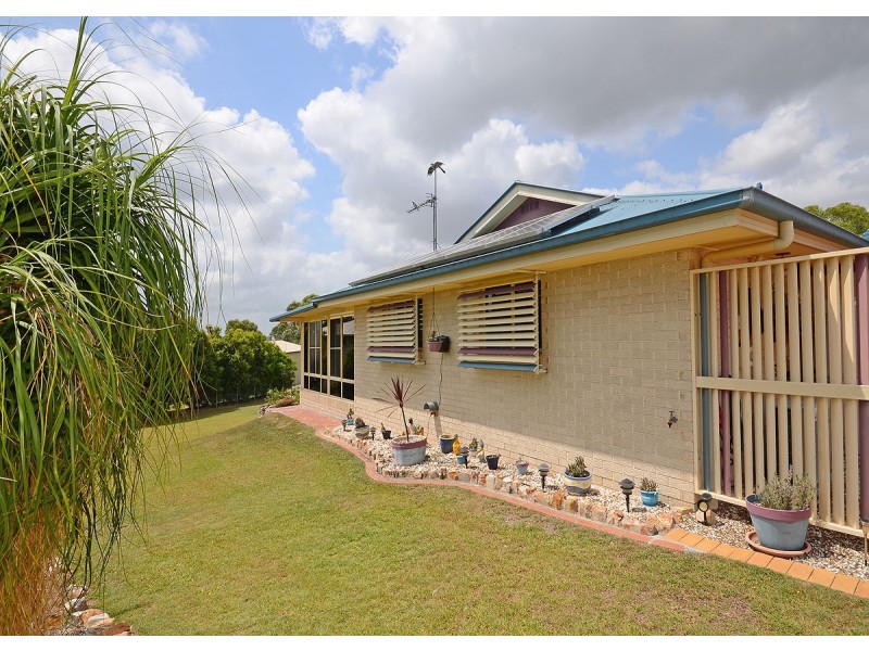 9-11 Kariss Drive, Dundowran Beach QLD 4655