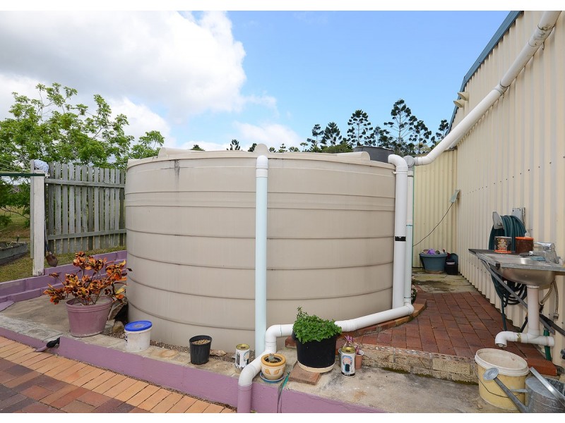 9-11 Kariss Drive, Dundowran Beach QLD 4655