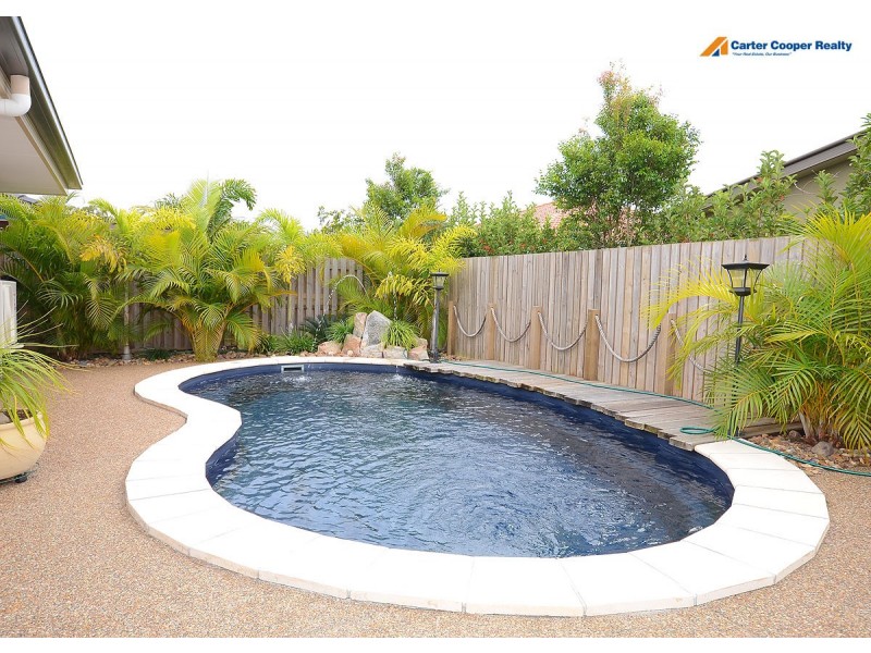 17 Salamander Avenue, Urraween QLD 4655