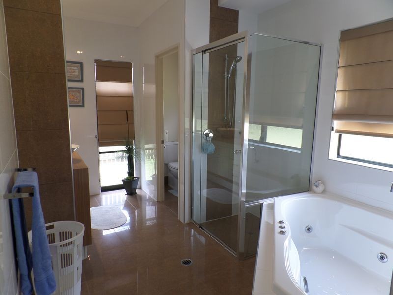 26 Pinehurst Drive, Wondunna QLD 4655