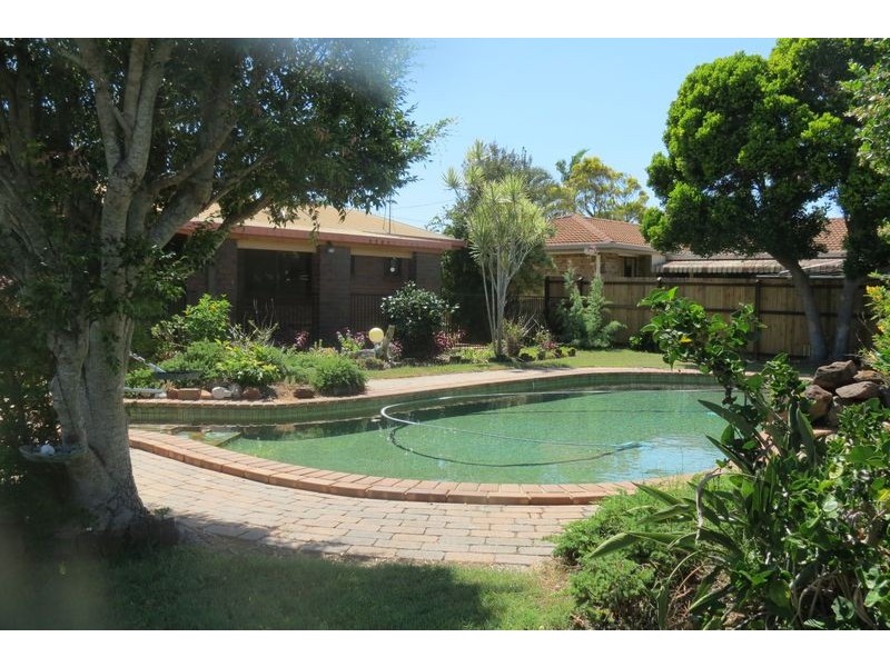 1 Nullor Street, Scarness QLD 4655