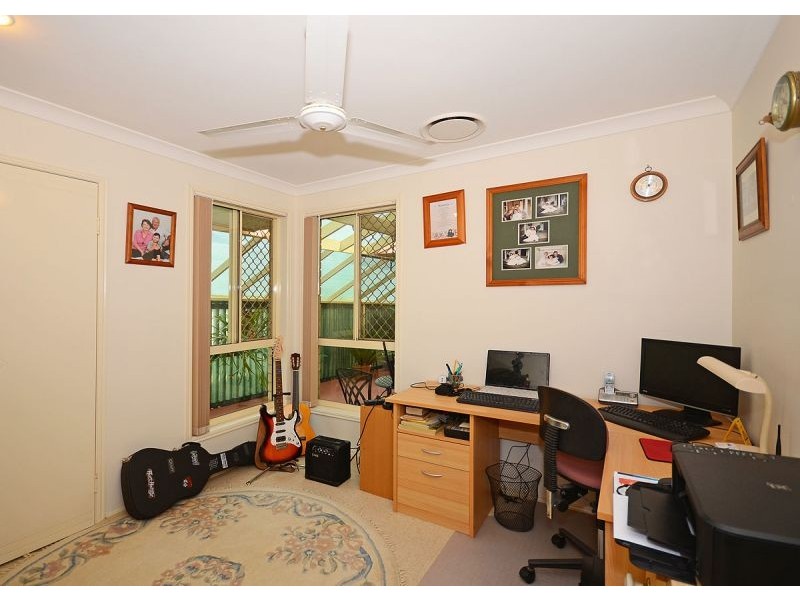 8 Delmo Court, Urraween QLD 4655
